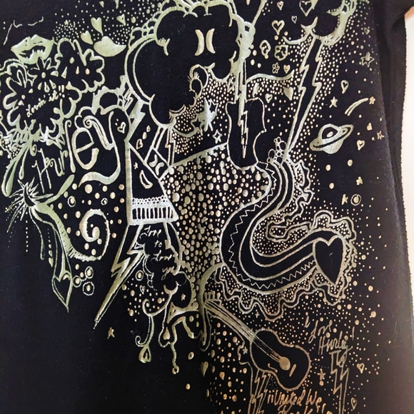 Hurley Scoop neck black t-shirt with gold design - S - Picture 4 of 4